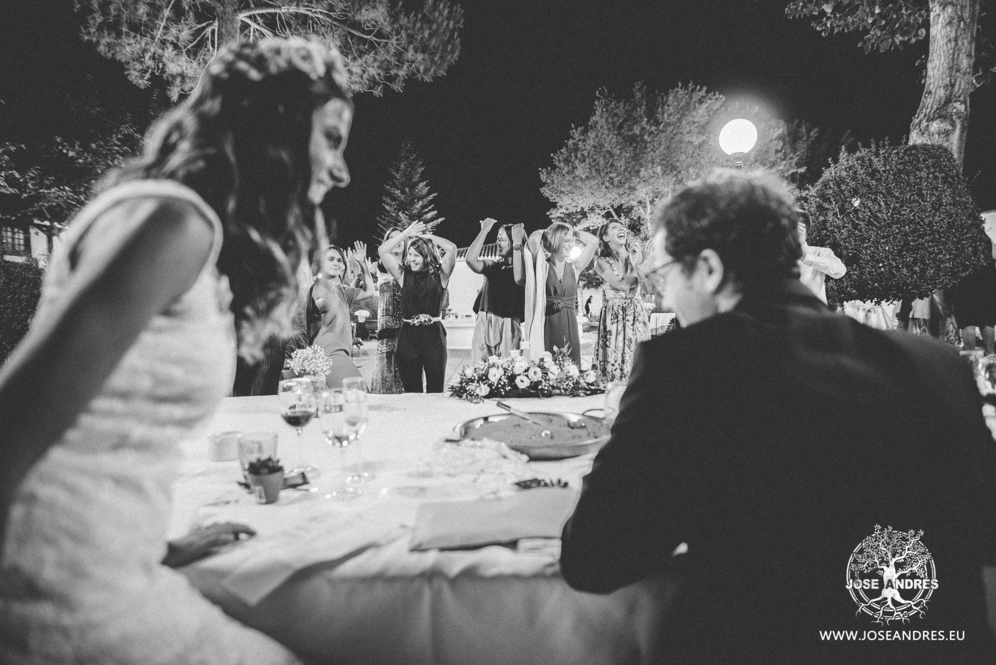 Boda en el parador de Albacete, boda sin posados, Jose Andrés fotografía y cine documental de bodas.