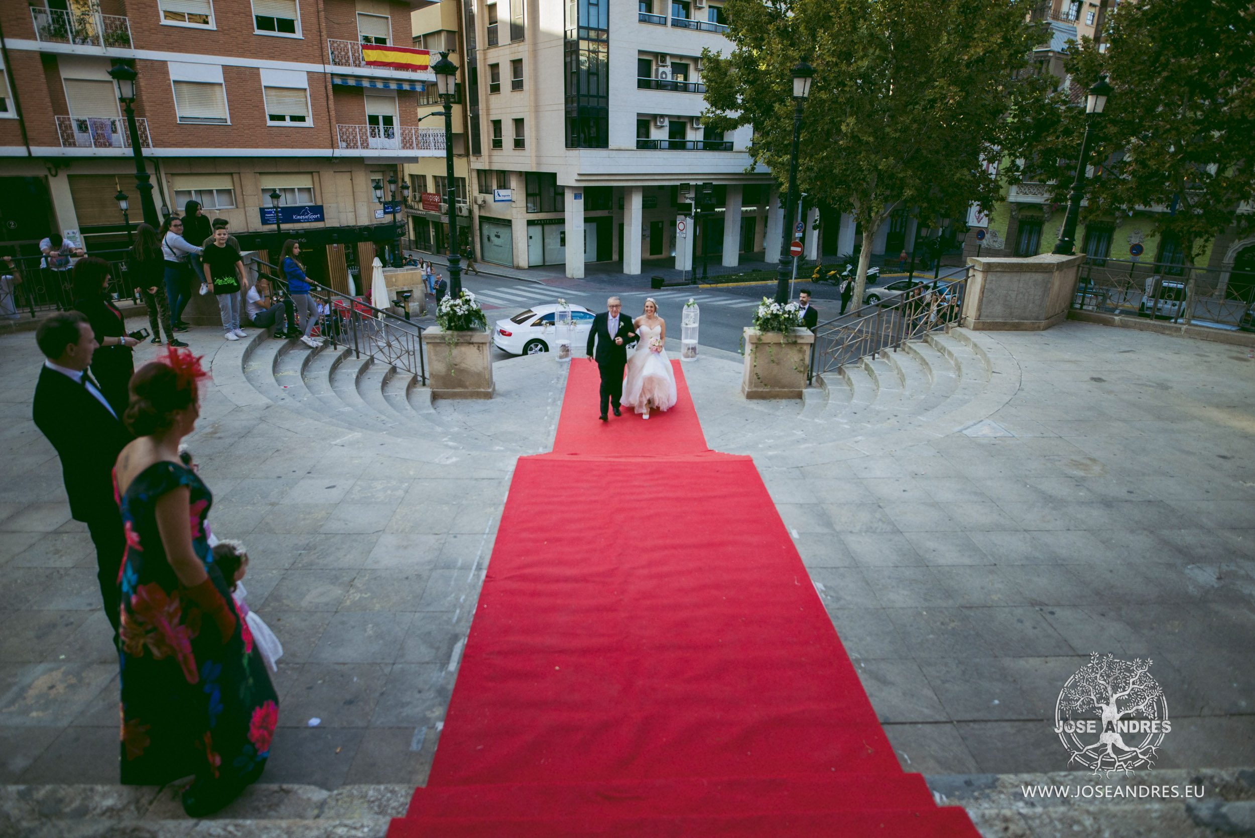 Boda en el hotel Beatriz de Albacete, Jose Andrés fotografía y cine documental de boda en Valencia, Albacete y Cuenca. Fotografía de boda natural y divertida, fotografía de boda sin posados